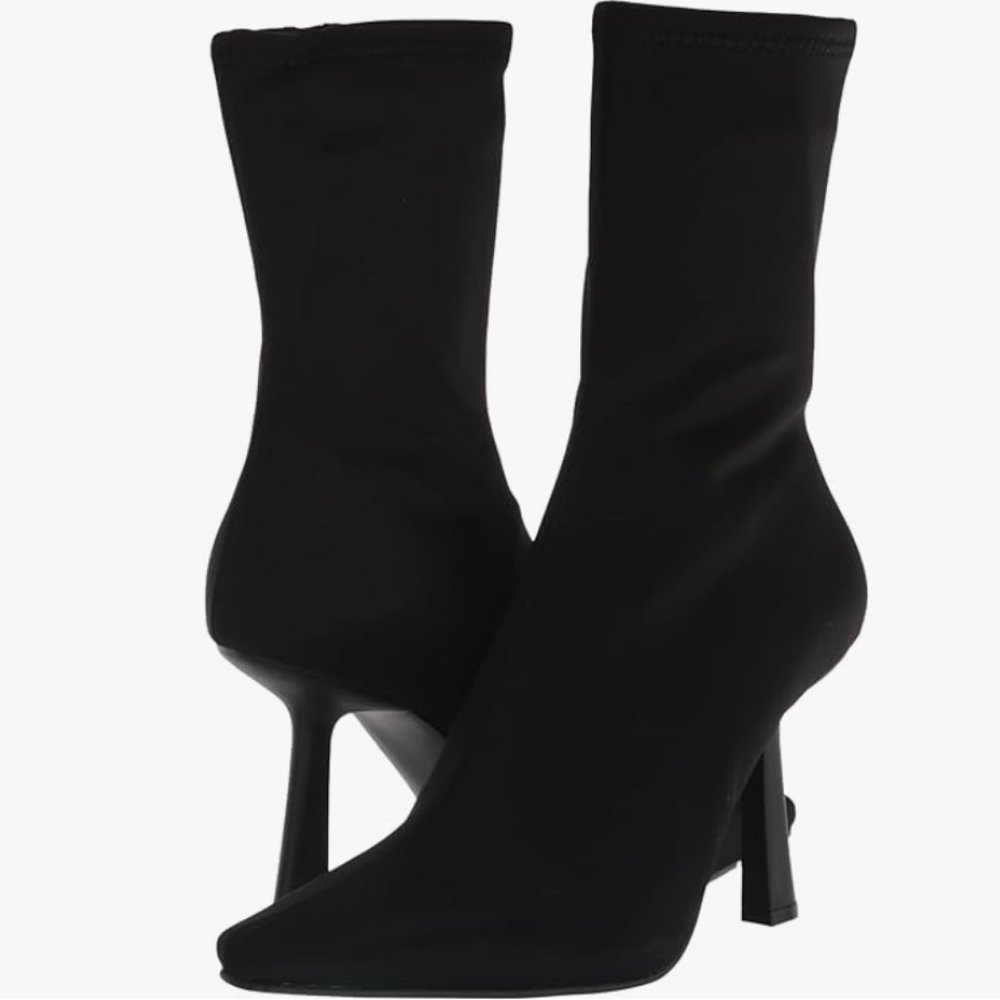 NWT Steve Madden Black Vakay stretch mid-calf heeled sock boot US 8/8.5 EU 39
